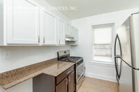 Building Photo - 3051 W Argyle St