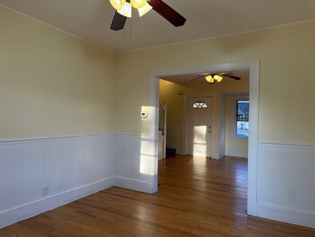 Building Photo - 10-12-12 Spring St