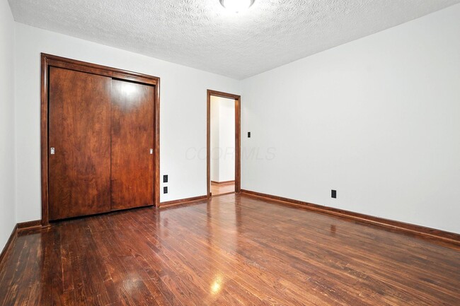 Building Photo - 295 E Whittier St