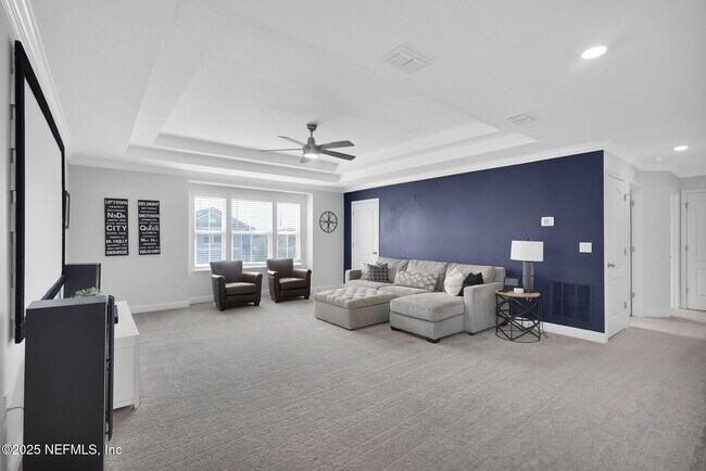 Building Photo - 187 Silverleaf Village Dr