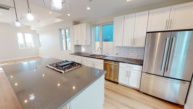 Building Photo - 212 Imperial Beach Blvd