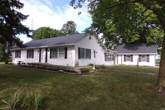 Building Photo - 7623 S 750 E
