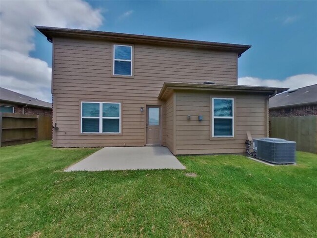 Building Photo - 652 Totem Trail Dr