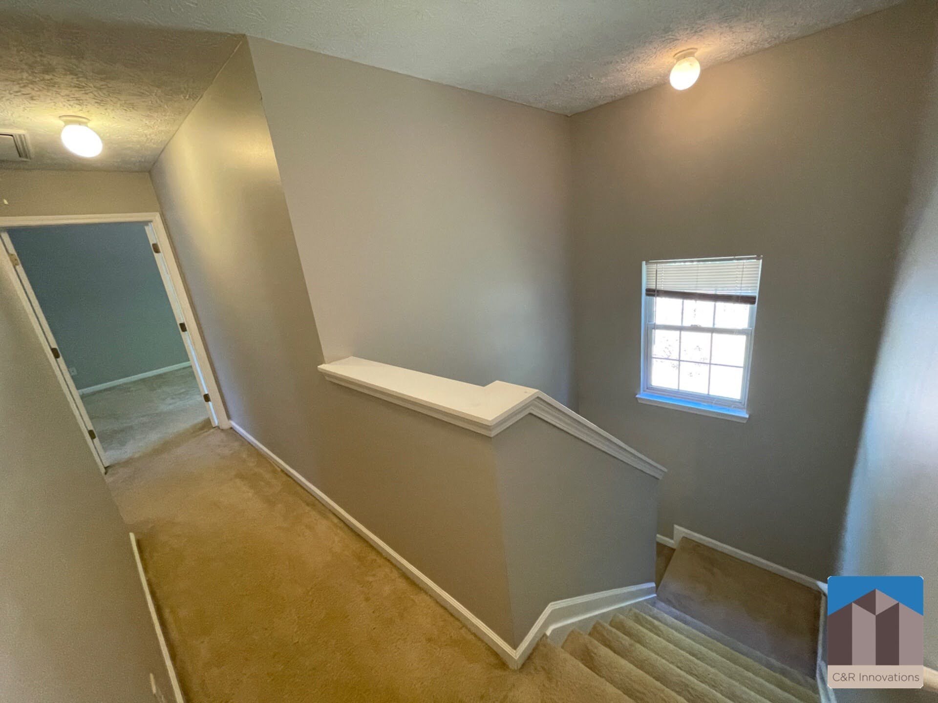 Building Photo - 2345 Delfern Dr