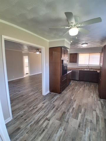 Building Photo - 3717 Cranston Ct E