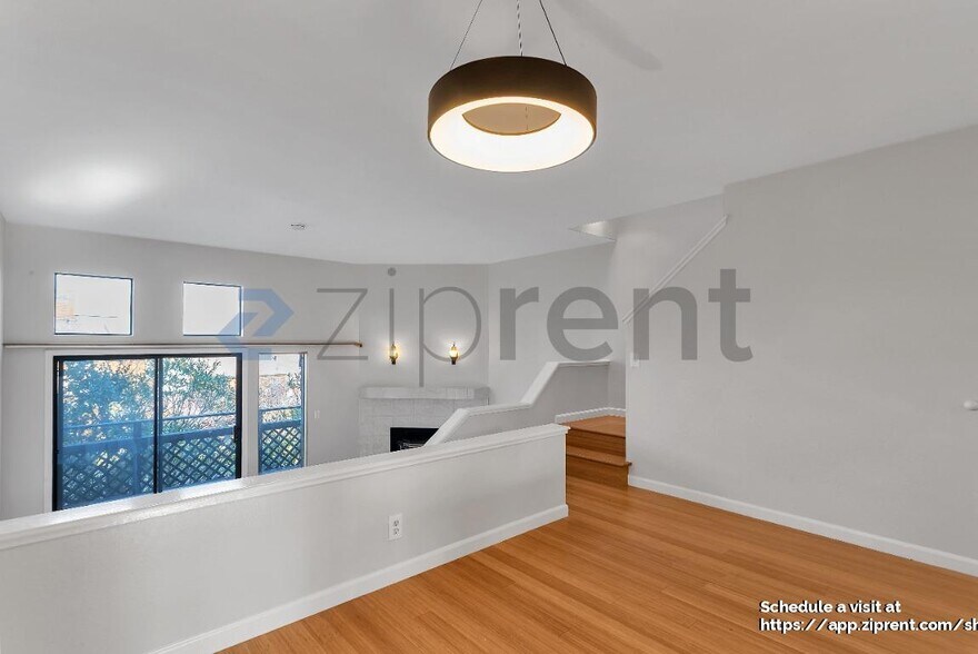 Building Photo - 123 Buckelew St