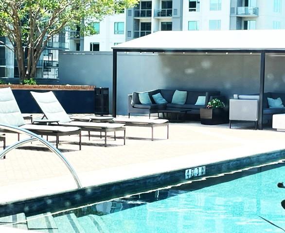 Building Photo - 54 Rainey St