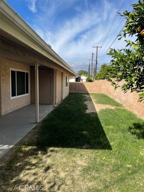 Building Photo - 430 S Simpson Ave