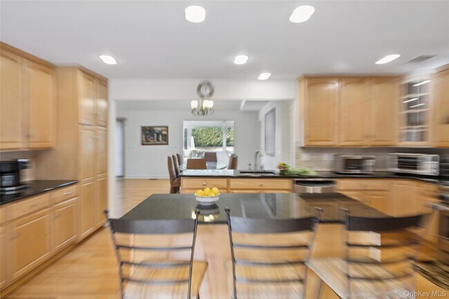 Building Photo - 126 Malloy Dr