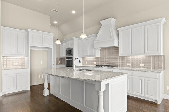 Building Photo - 1810 Wichita Dr
