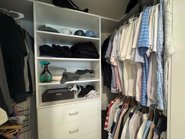 Building Photo - 108 SW 9th St