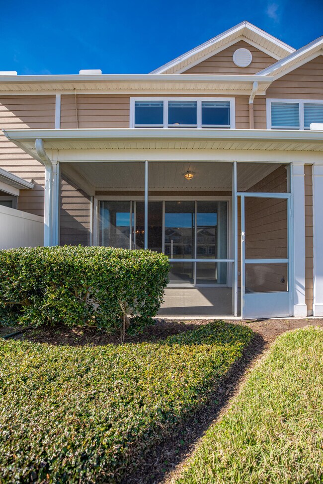 Building Photo - 13292 Stone Pond Dr