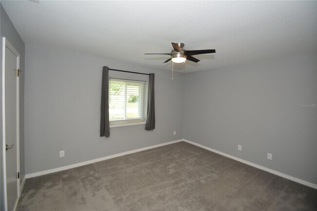 Building Photo - 14 Bolling Ln