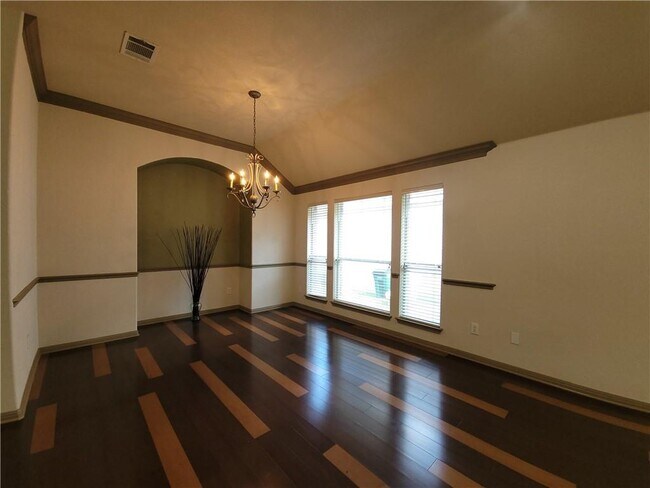 Building Photo - 10028 Lisi Anne Dr