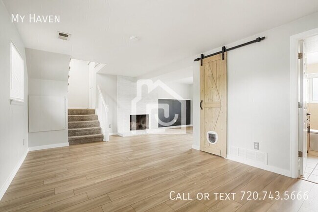 Building Photo - 16205 E Villanova Pl