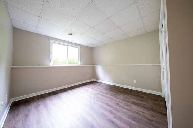 Building Photo - 3688 Falcon Way