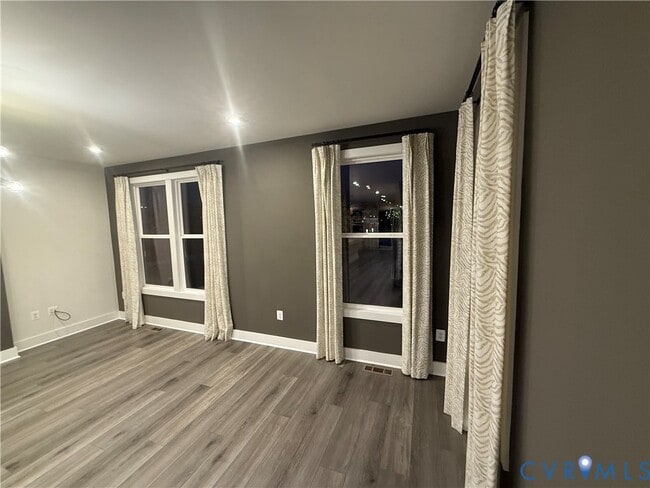 Building Photo - 10199 Blue Wing Ln