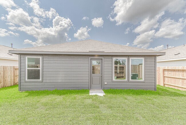 Building Photo - 355 Bush Mdw Ln