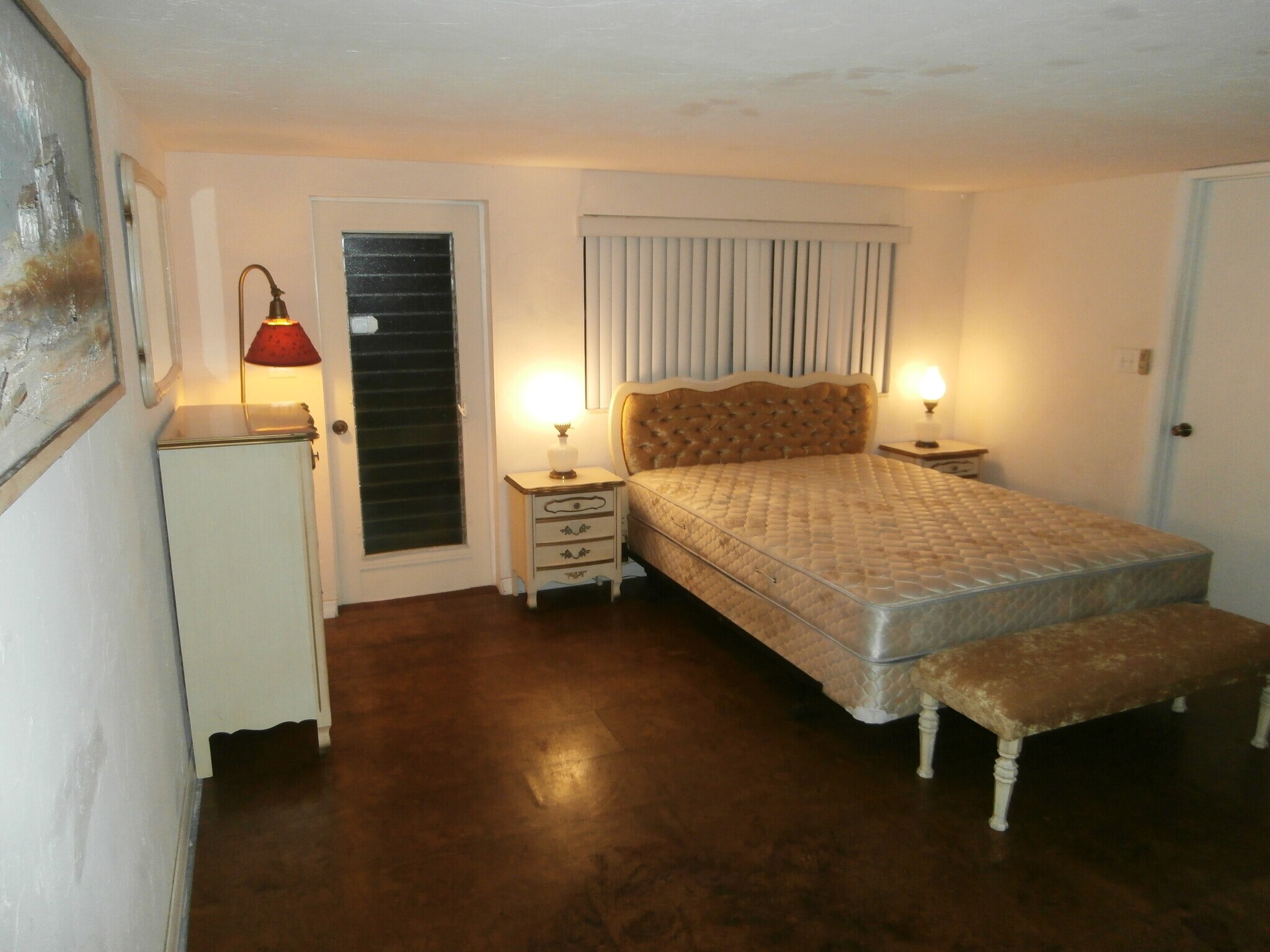 Building Photo - 300 Salem Ave NW