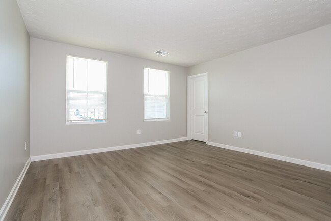 Building Photo - 4814 Sullivans Ridge Dr