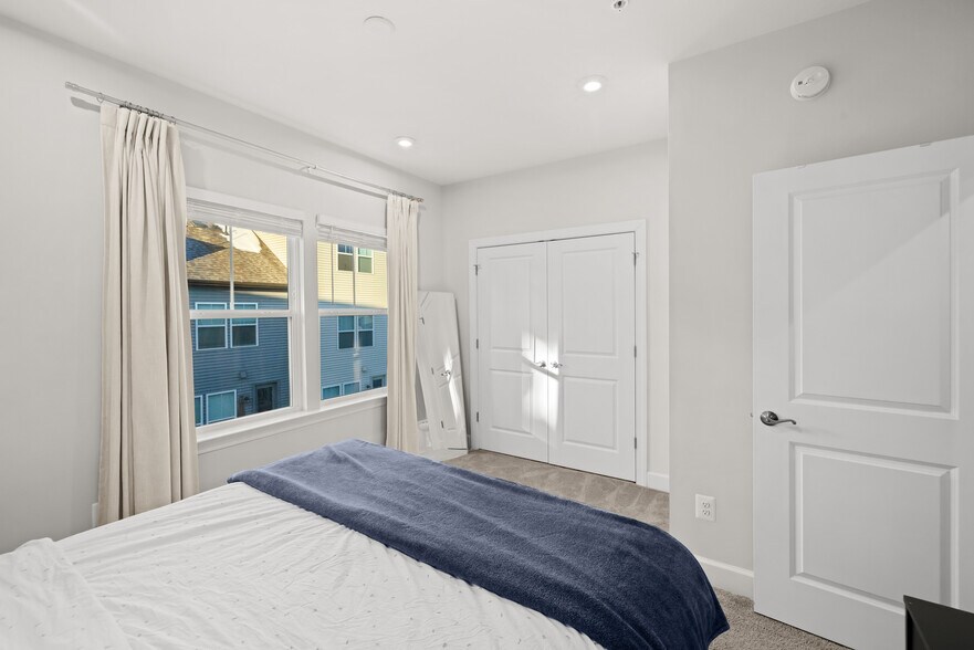 Building Photo - 3582 Stella Blue Dr