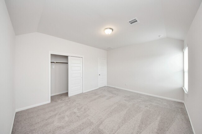 Building Photo - 8006 Cypress Poplar Ct