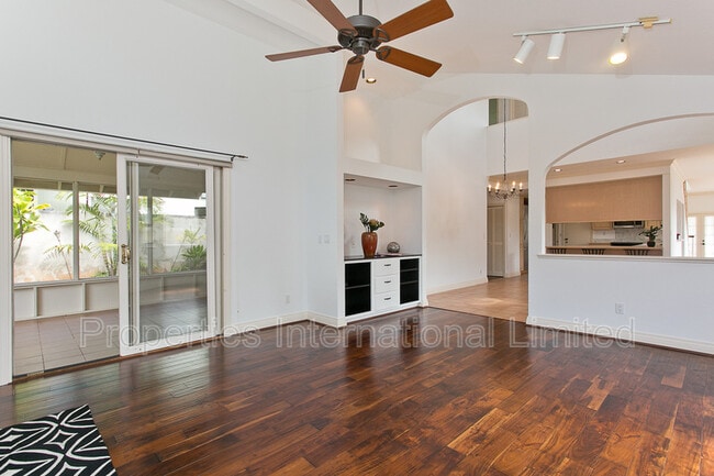 Building Photo - 94-576-576 Kuaie St