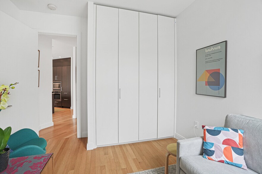 Secondary Bedroom - 1177 22nd St NW