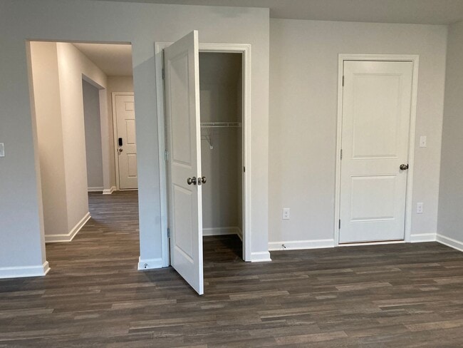 Building Photo - New & Improved Price!