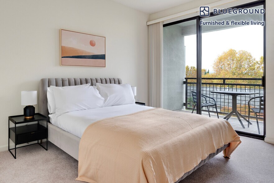 Building Photo - 754 The Alameda