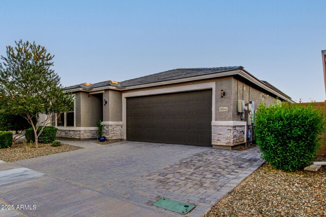 Building Photo - 18345 W Ipswitch Wy