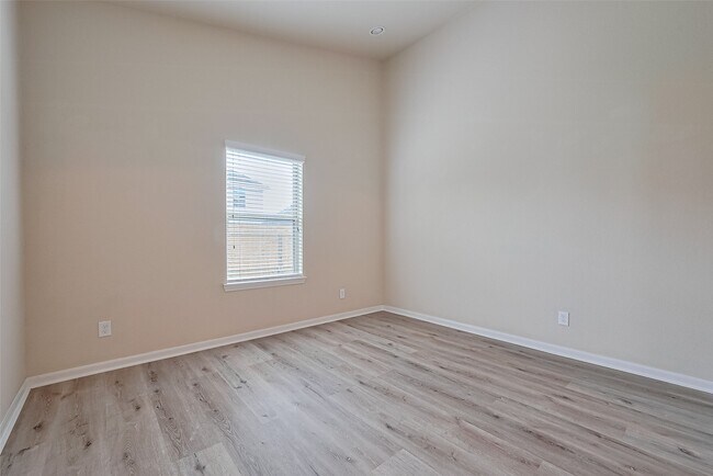 Building Photo - 5506 Casa Martin Dr