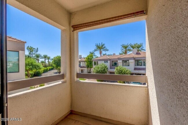 Building Photo - 7222 E Gainey Ranch Rd