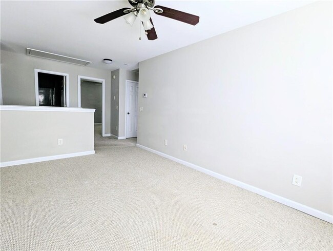 Building Photo - 515 Morning Dove Ln