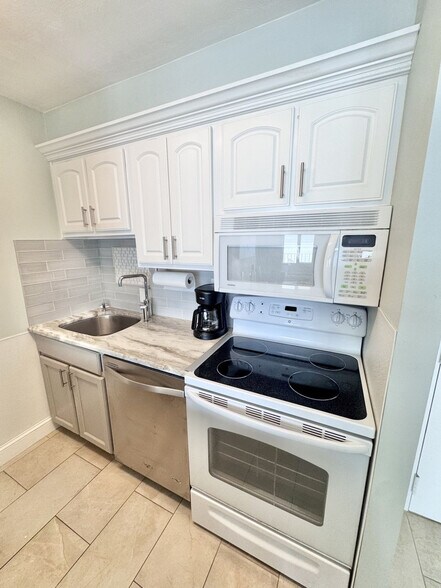 Building Photo - 303 Atlantic Ave