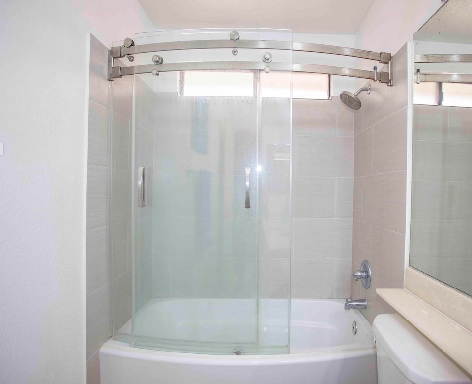 Building Photo - 14353 Bourgeois Way