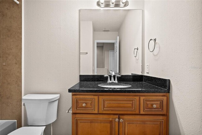 Building Photo - 1875 Sommarie Wy