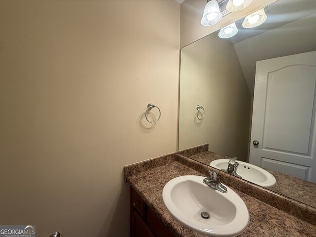 Building Photo - 161 Barfield Way