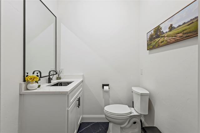 Building Photo - 13002 Halwin Cir
