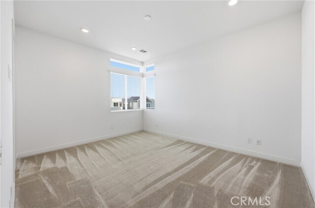 Building Photo - 158 Restore