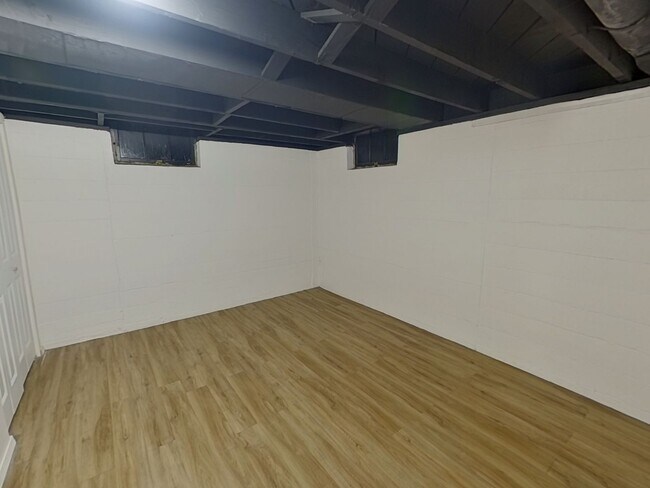 Building Photo - 6130 E Harry St