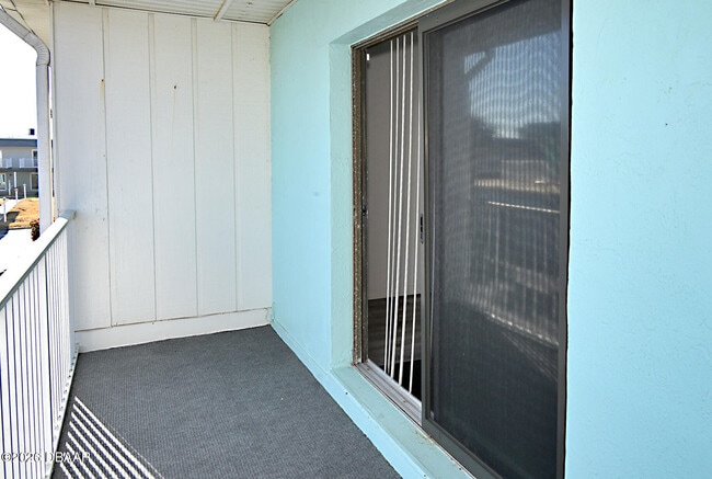 Building Photo - 2850 Ocean Shore Blvd