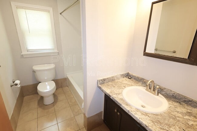 Building Photo - 5601 Eunice Dr