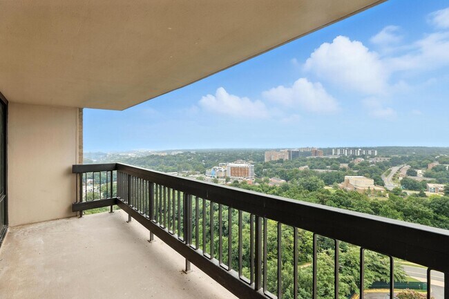Building Photo - 3705 S George Mason Dr