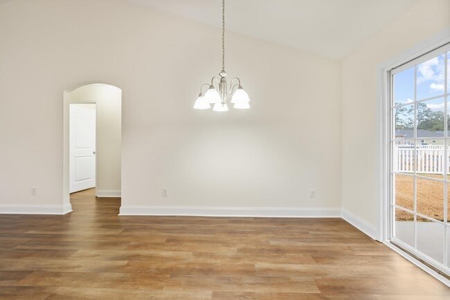 Building Photo - 2711 Green Pond Cir