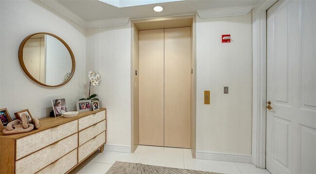 Building Photo - 35 Watergate Dr