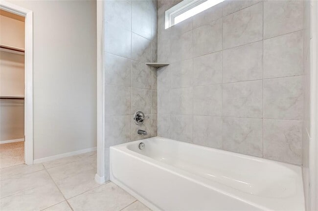 Building Photo - 2721 Winding Creek Rd