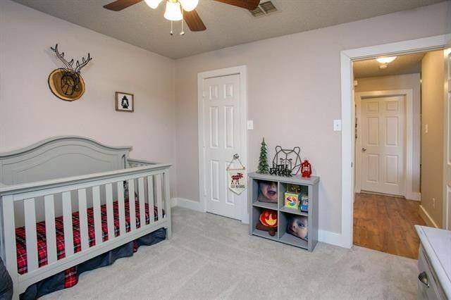 Building Photo - 1100 Alexandria Dr