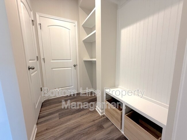 Building Photo - 15622 Little Bluestem St