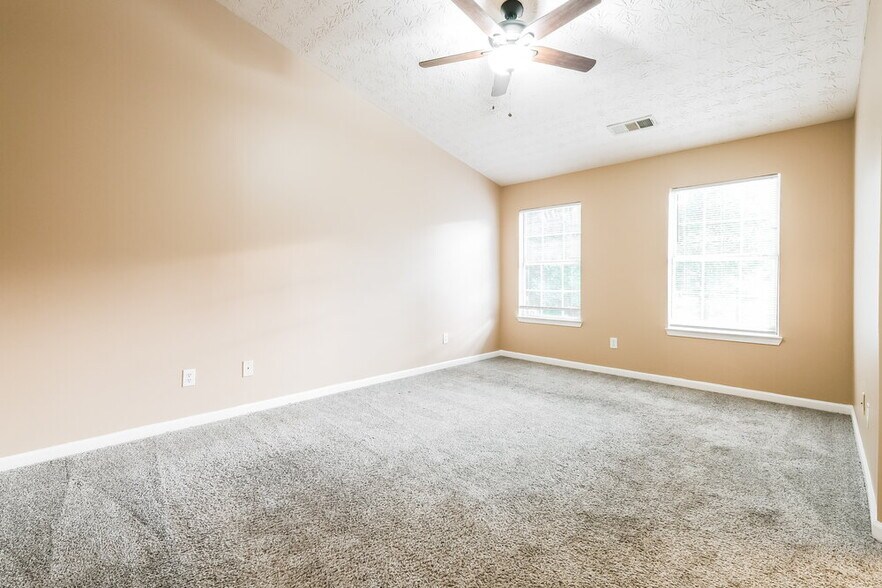 Building Photo - 2862 Vining Ridge Terrace